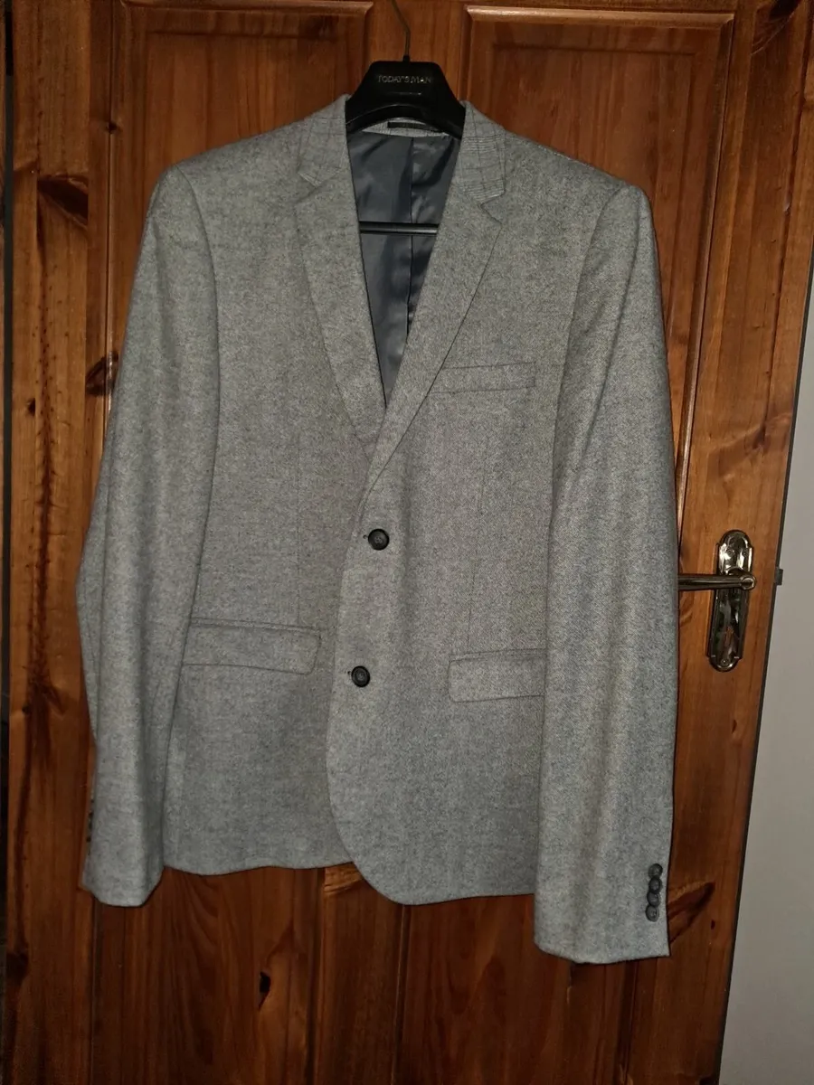 Sport's Jacket - Image 2