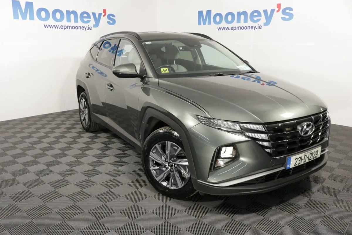 Hyundai Tucson Hybrid Executive 1.6l Petrol Autom - Image 1