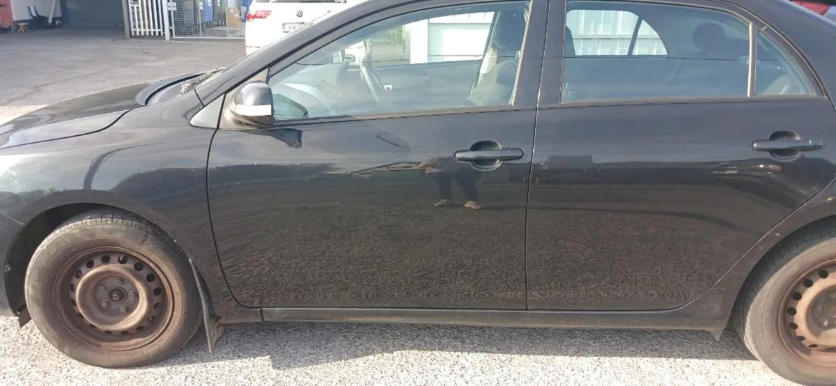 Toyota  Corolla Tera Salon - Image 3