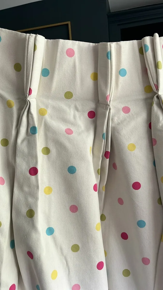 Curtains - Image 1