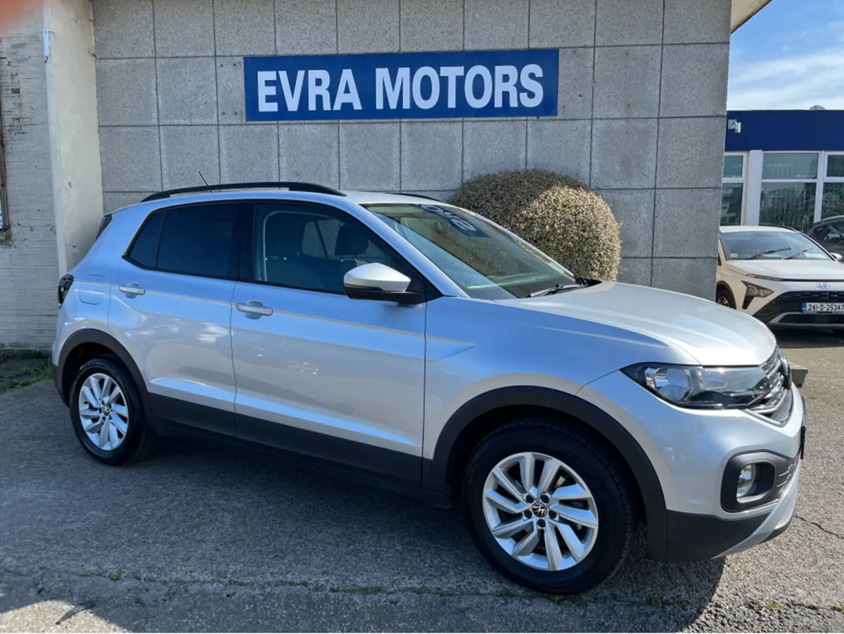 Volkswagen T-Cross LIFE 1.0 TSI PETROL - Image 3