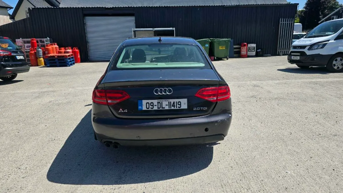 09 Audi A4 2.0 diesel manual - Image 3