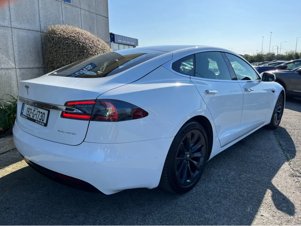 Tesla Model S LONGRANGE DUAL MOTOR RAVEN - Image 4