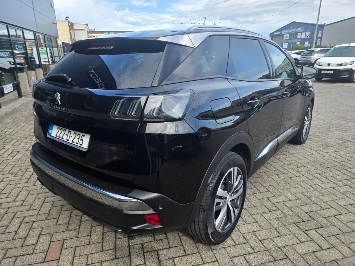 Peugeot 3008 2022 - Image 2