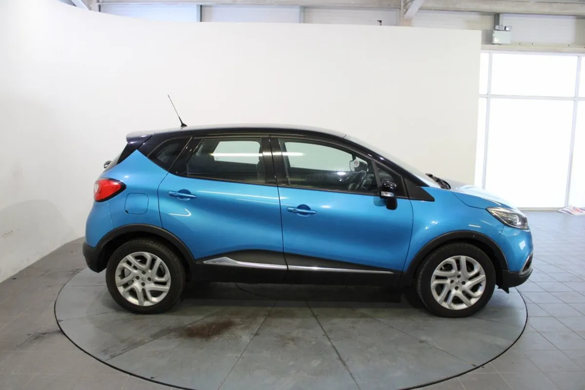 Renault Captur dCi 90 S S Intense - Image 3