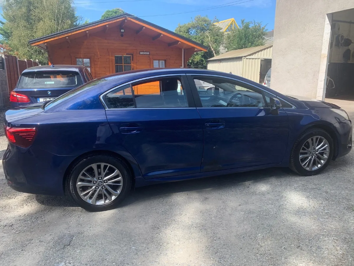 Toyota Avensis 2017 - Image 3