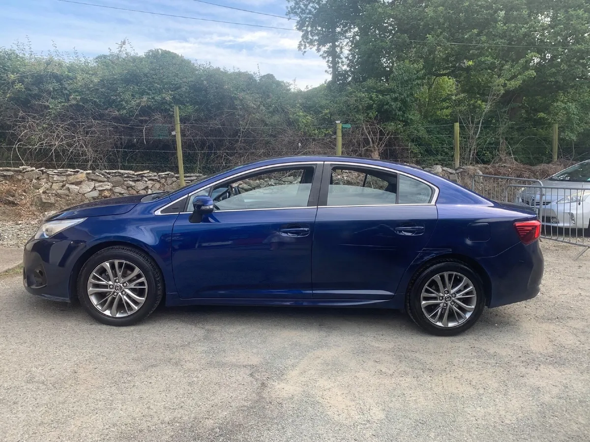 Toyota Avensis 2017 - Image 4