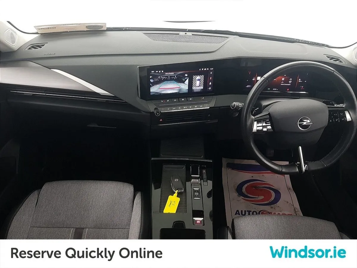 Opel Astra Elegance 1.2 Turbo 130PS 8 Speed Auto - Image 4
