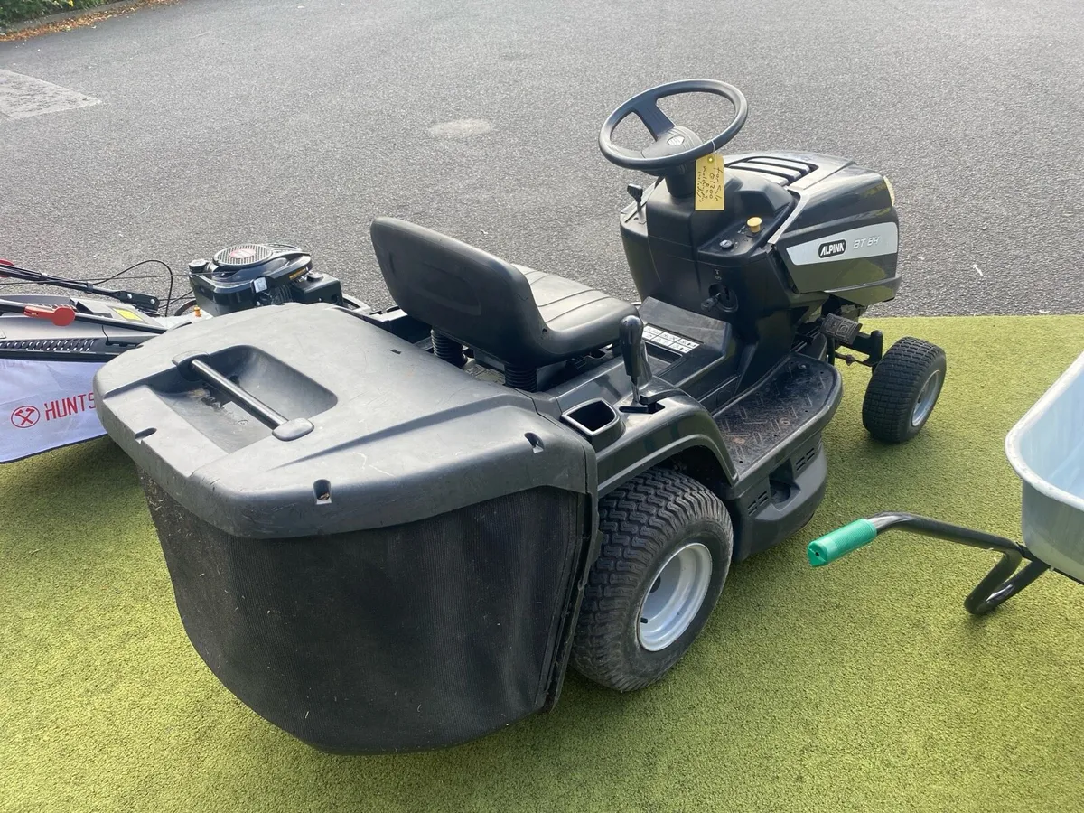 Alpina ride on mower, same as Castlegarden - Image 3
