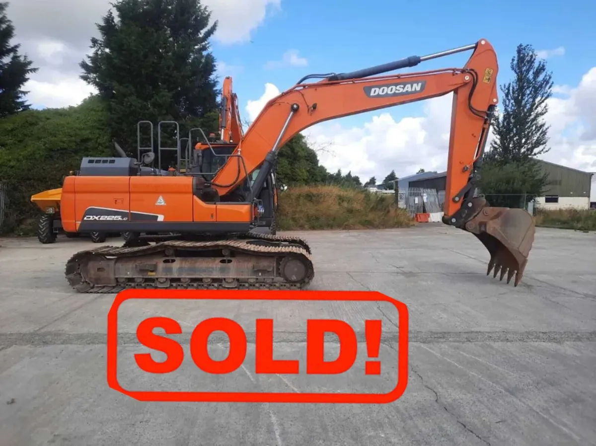 2017 Doosan Dx225LC-5 - Image 1