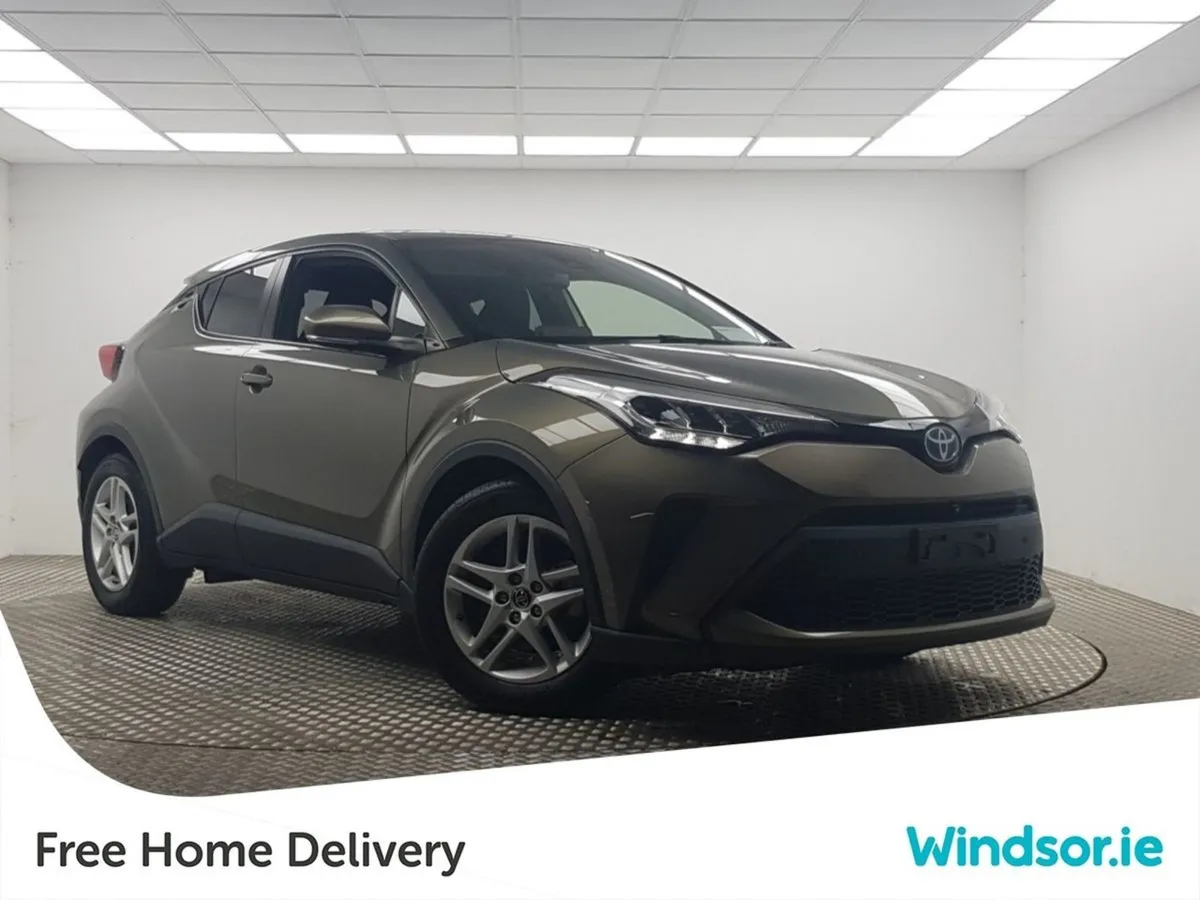 Toyota C-HR 1.8 Hybrid - Image 1