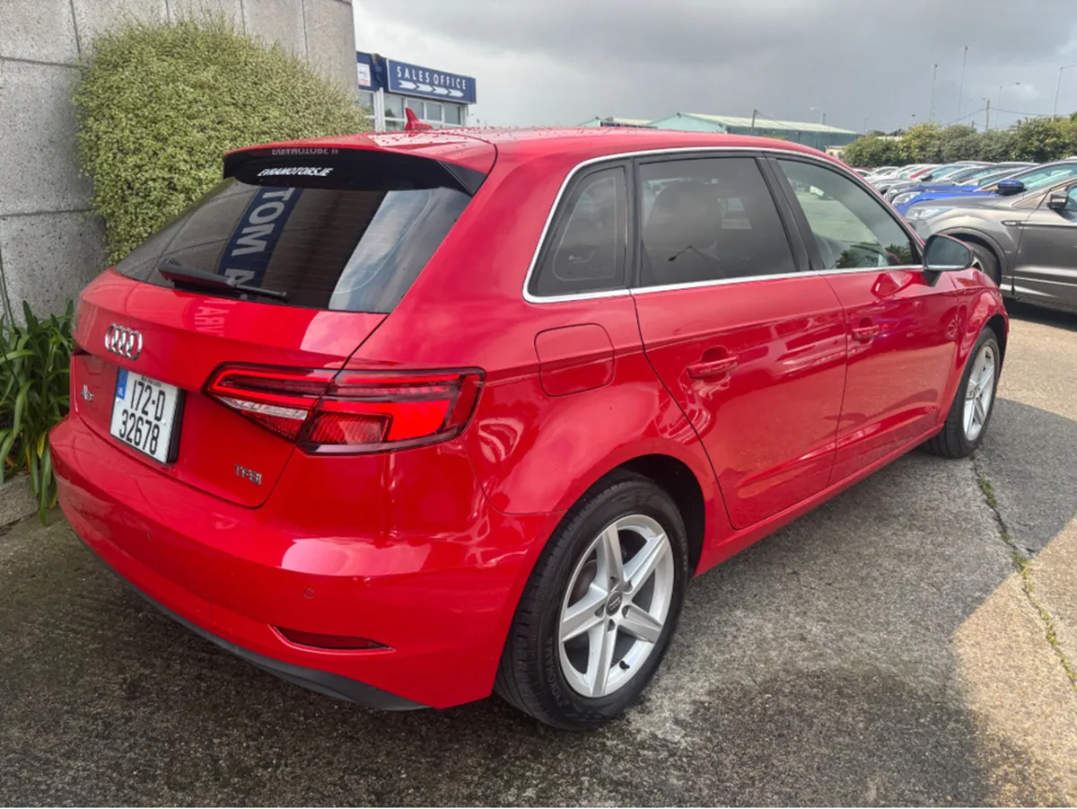 Audi A3 SB AUTOMATIC 1.4 PETROL //REVERSE CAMERA// - Image 4