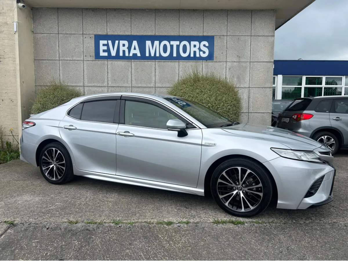 Toyota Camry WS AUTOMATIC HYBRID 2.5 PETROL //HIGH - Image 3