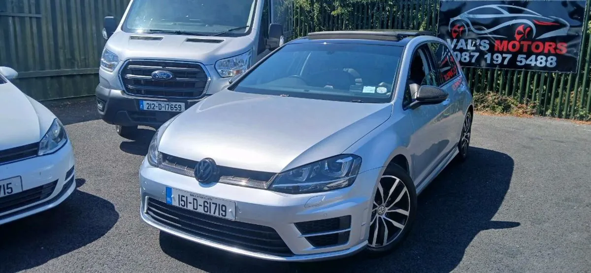 151 VW GOLF 1,4 TSI  R LINE SPEC ,PAN ROOF - Image 4
