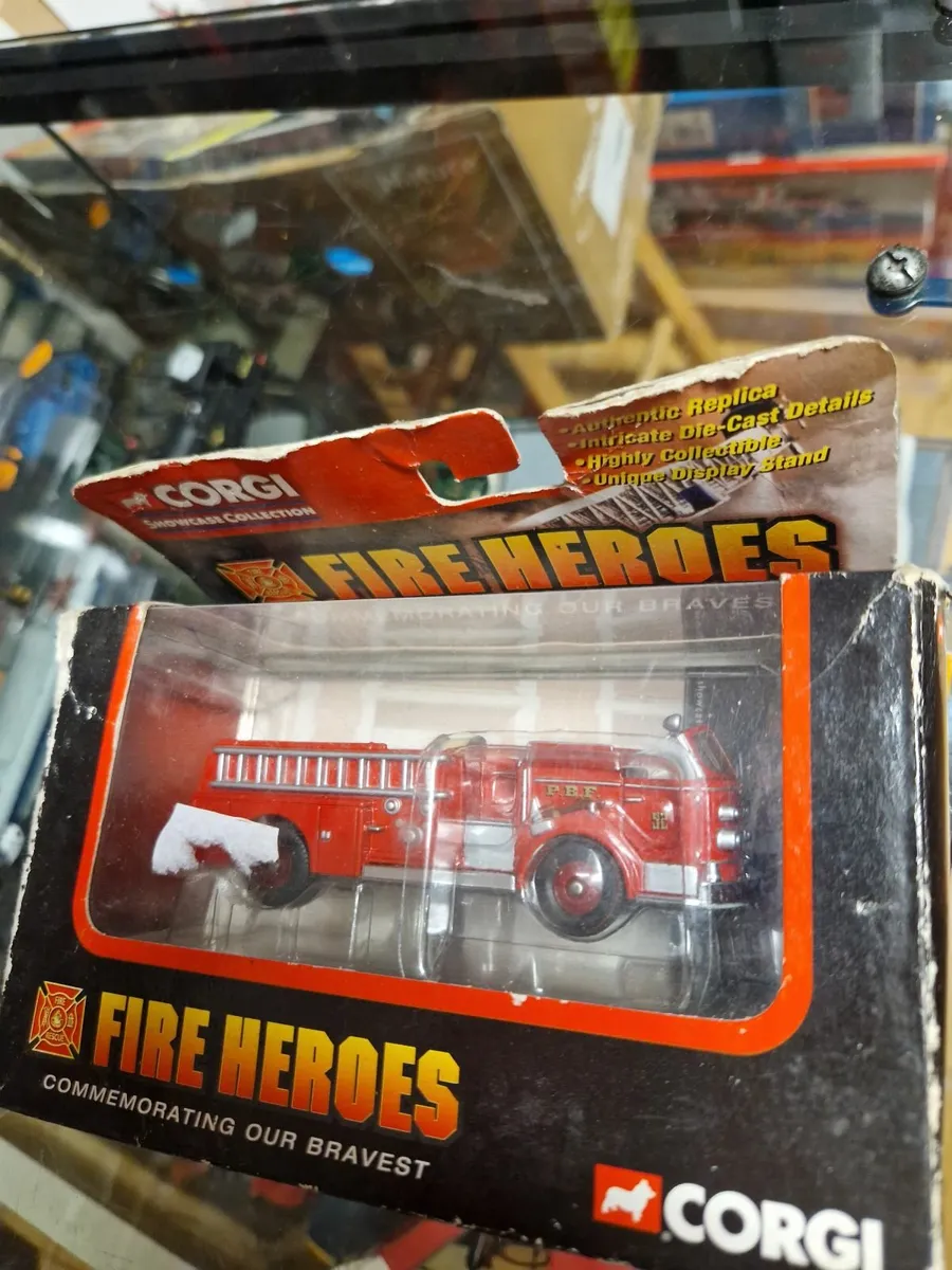 Corgi Fire Engine - Image 1