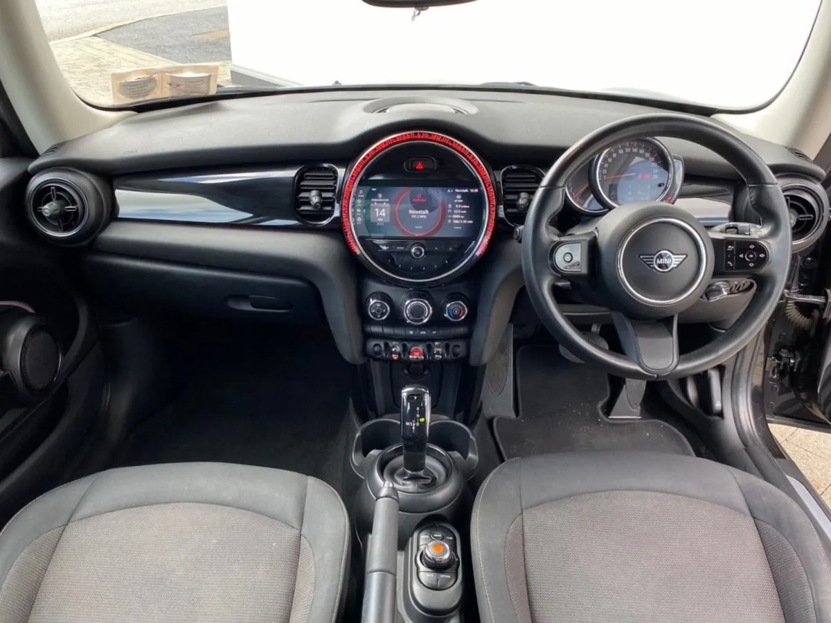 MINI One ONE Cls1 2 DR Auto - Image 4