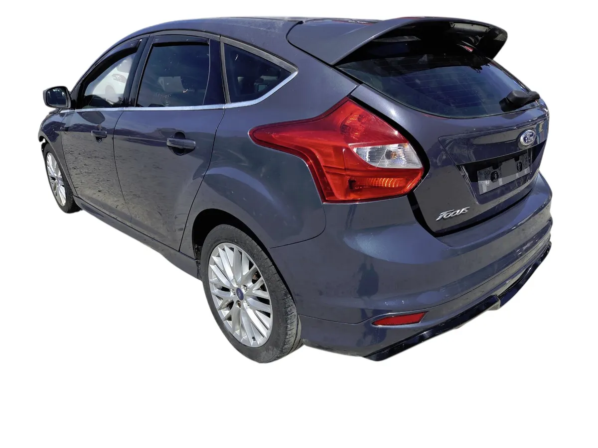 2013 FORD FOCUS For Breaking/Dismantling - Image 4