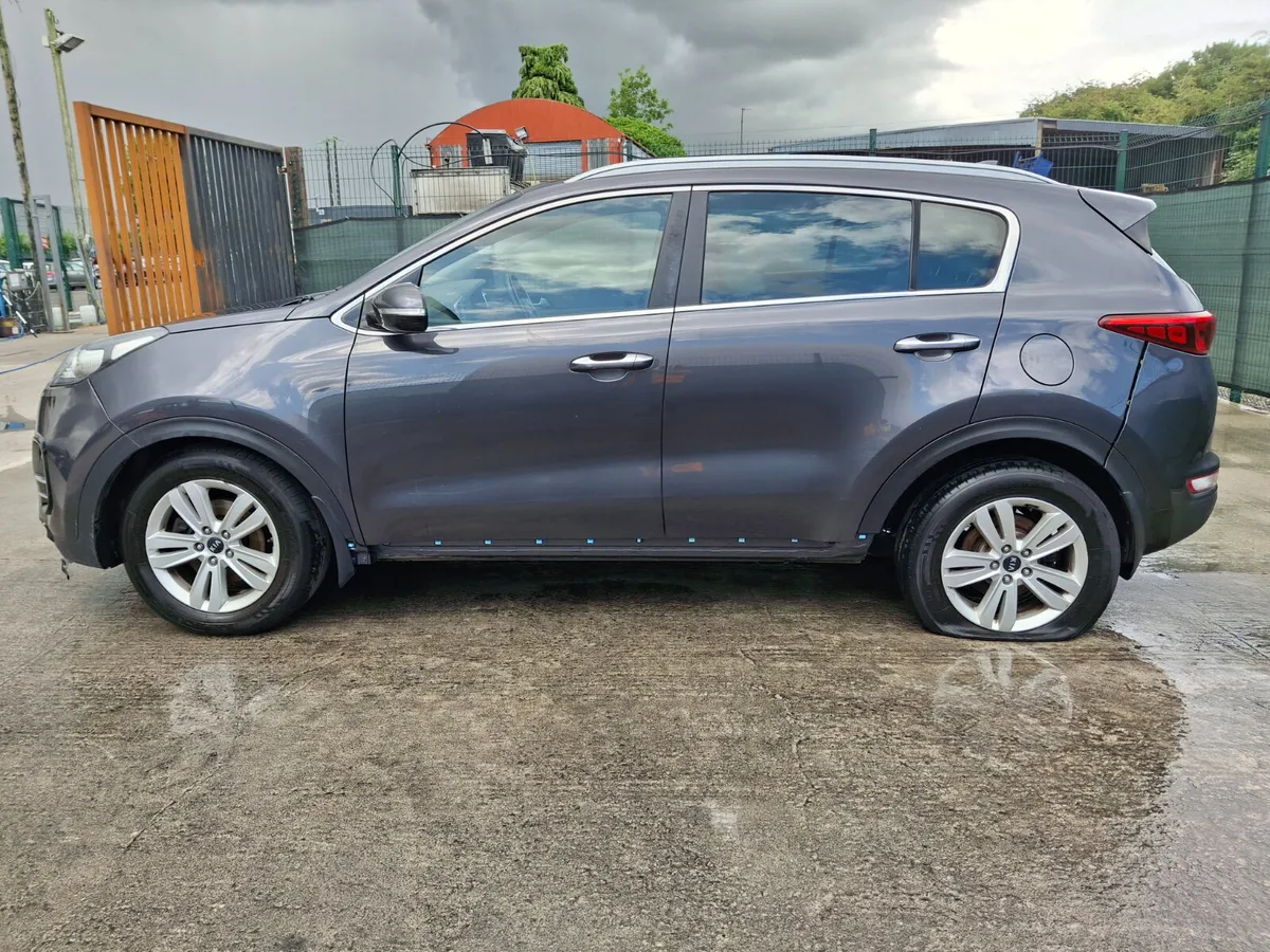 2017 Kia Sportage 1.7 Diesel - Image 3
