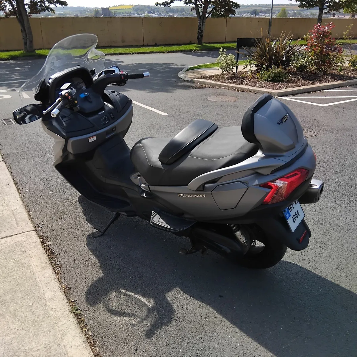 Suzuki Burgman 650 - Image 2