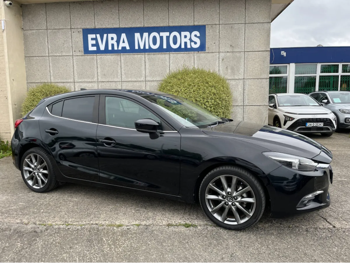 Mazda Mazda3 AXELA AUTOMATIC 1.5 PETROL //MASSIVE - Image 3
