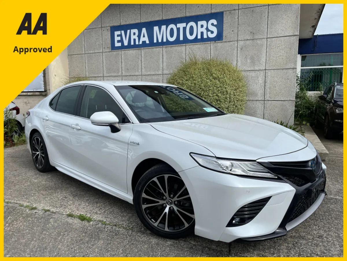 Toyota Camry WS HYBRID AUTOMATIC 2.5 PETROL //MASS - Image 2