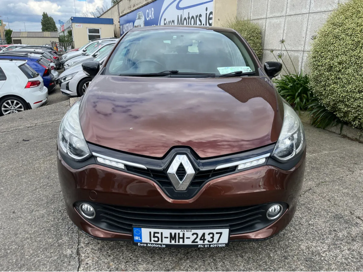 Renault Clio IV DYNAMIQUE 1.2 PETROL //LOW MILES// - Image 3