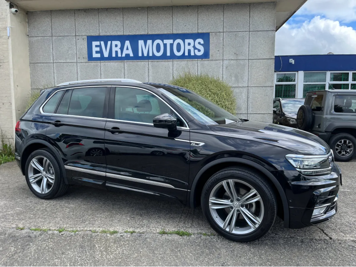 Volkswagen Tiguan R-LINE AUTOMATIC 1.4 PETROL //HI - Image 3