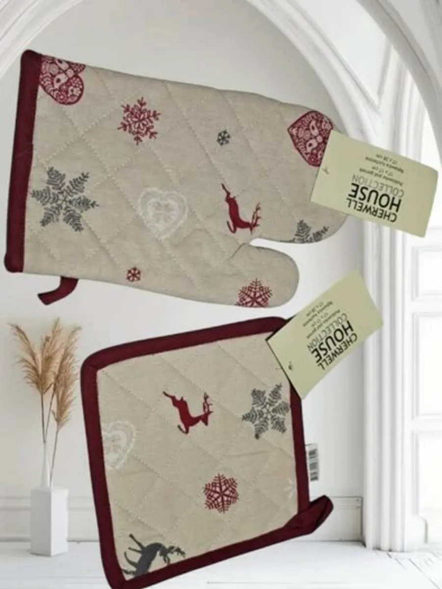2-piece kitchen set a glove and a mat - Image 1