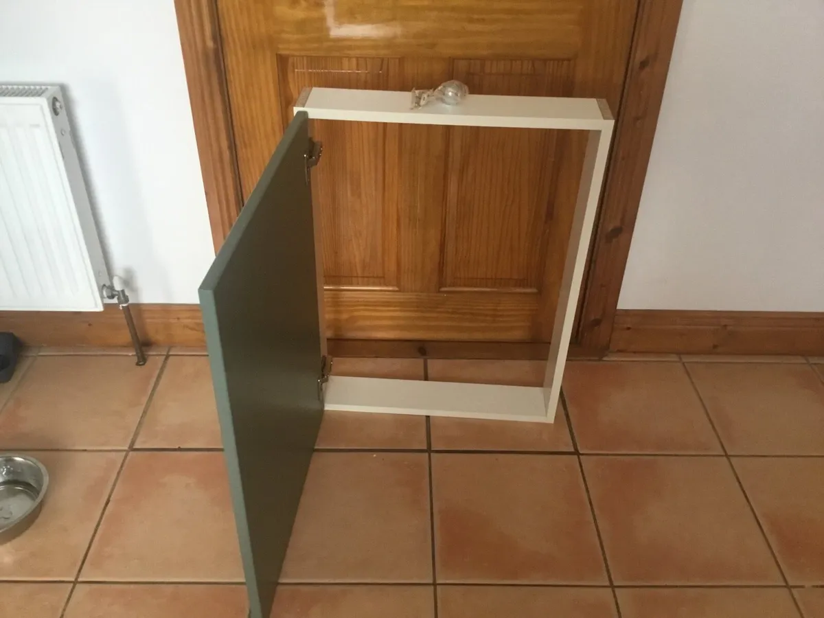 Door and frame - Image 3