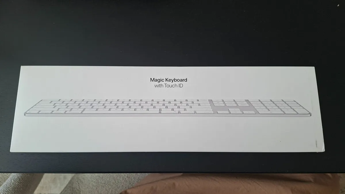 Apple Magic Keyboard with Touch ID - Image 1