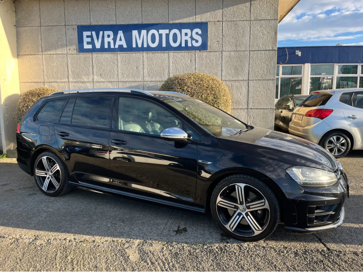Volkswagen Golf GOLF R ESTATE 300BHP 4 MOTION //SU - Image 3