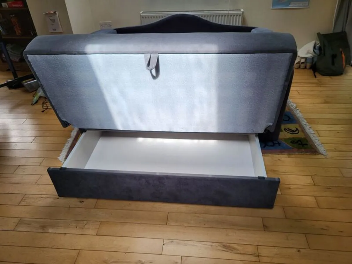 Sofa bed - Image 2