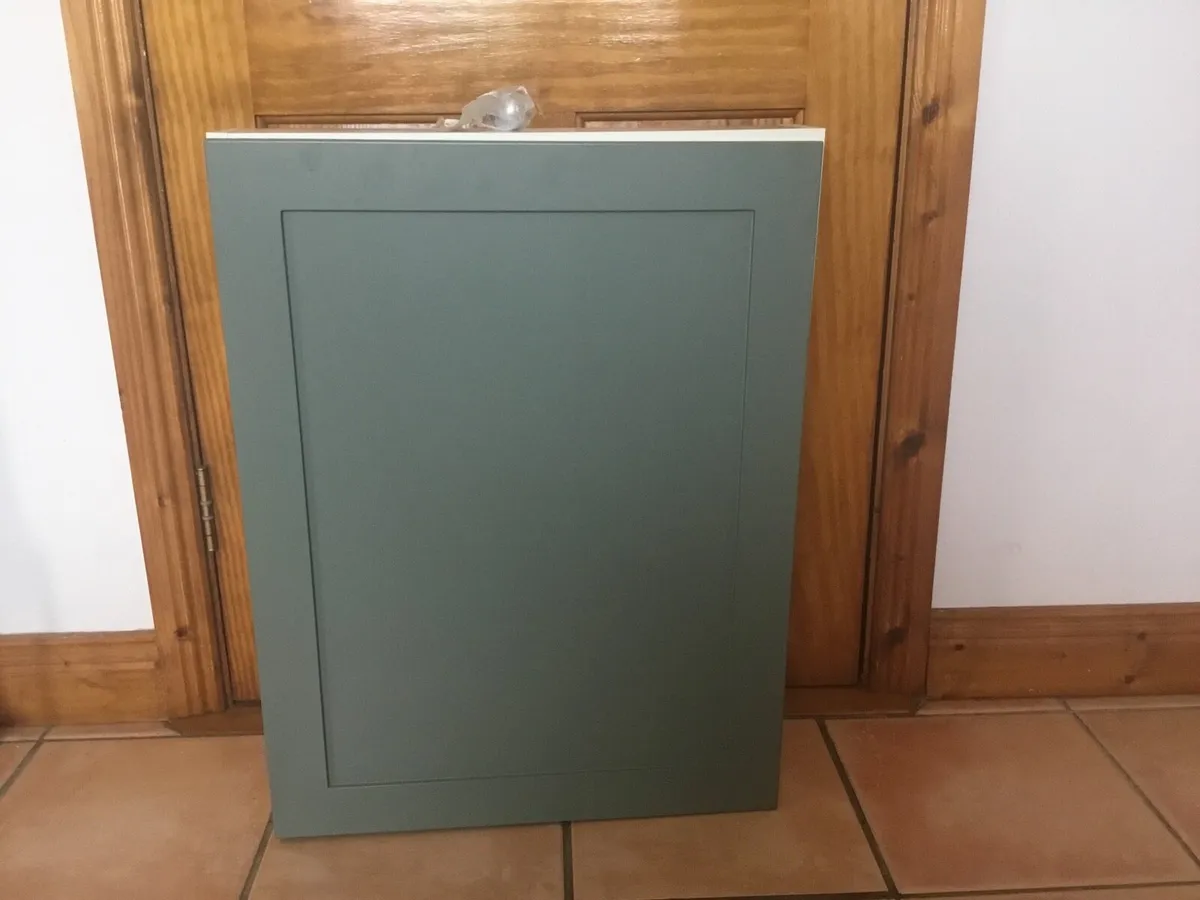 Door and frame - Image 1