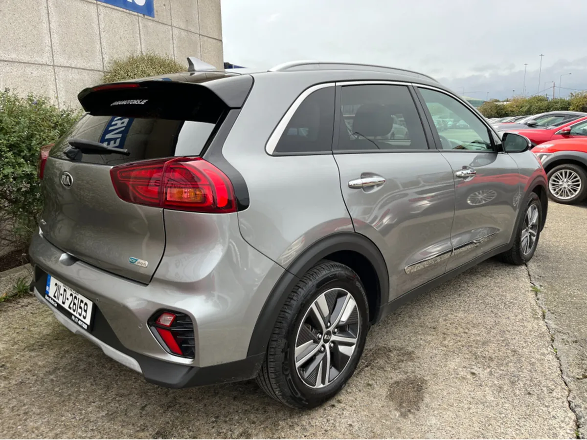 Kia Niro AUTOMATIC 1.6 PETROL PHEV //HIGH SPEC//SU - Image 4