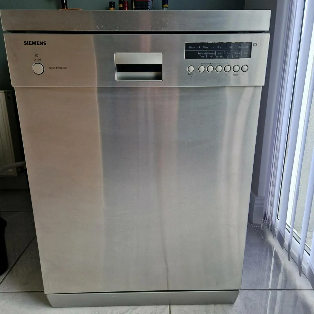 Dishwasher - Image 1