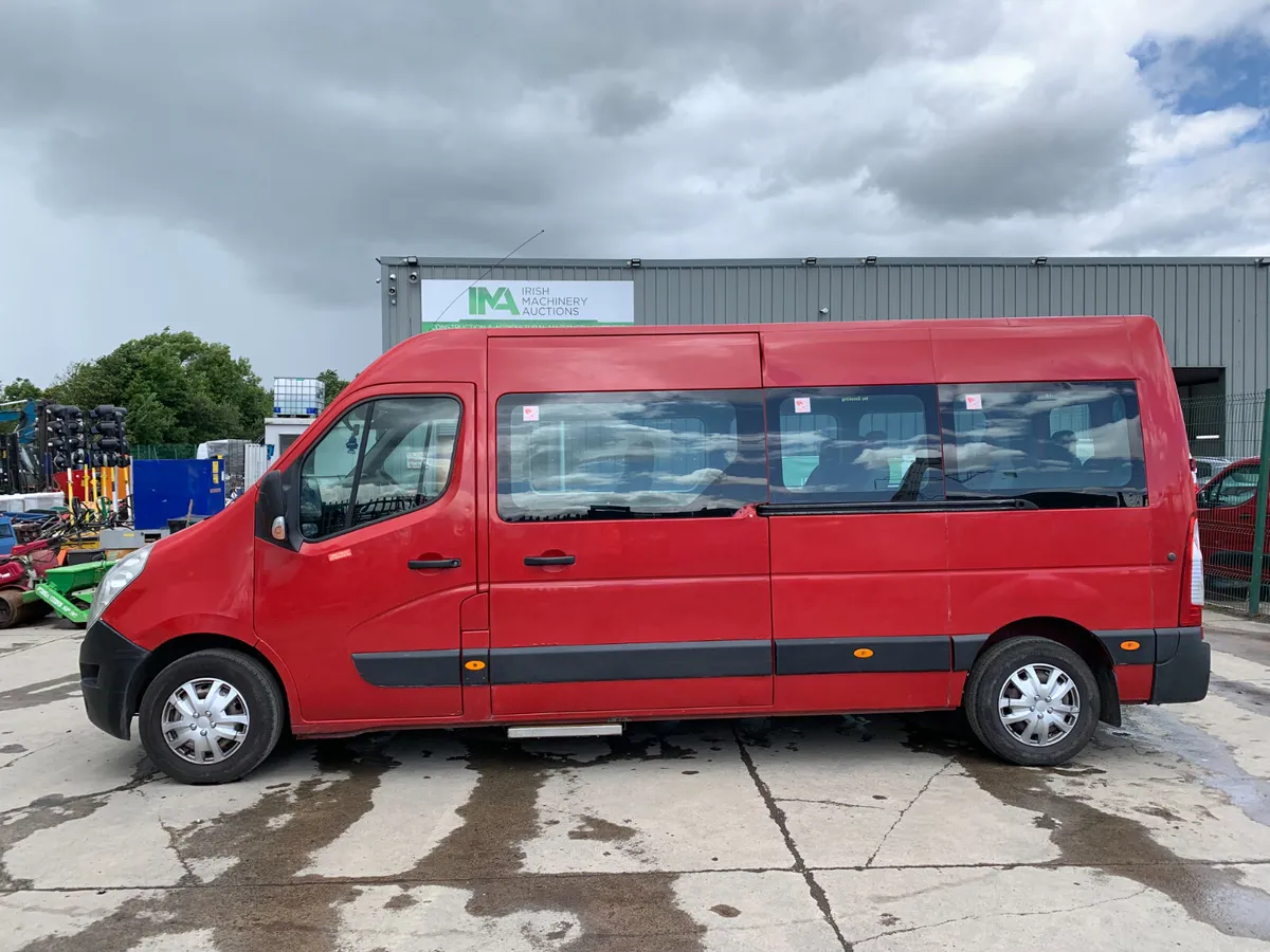 2013 RENAULT MASTER 17 SEATER MINI BUS FOR AUCTION - Image 2