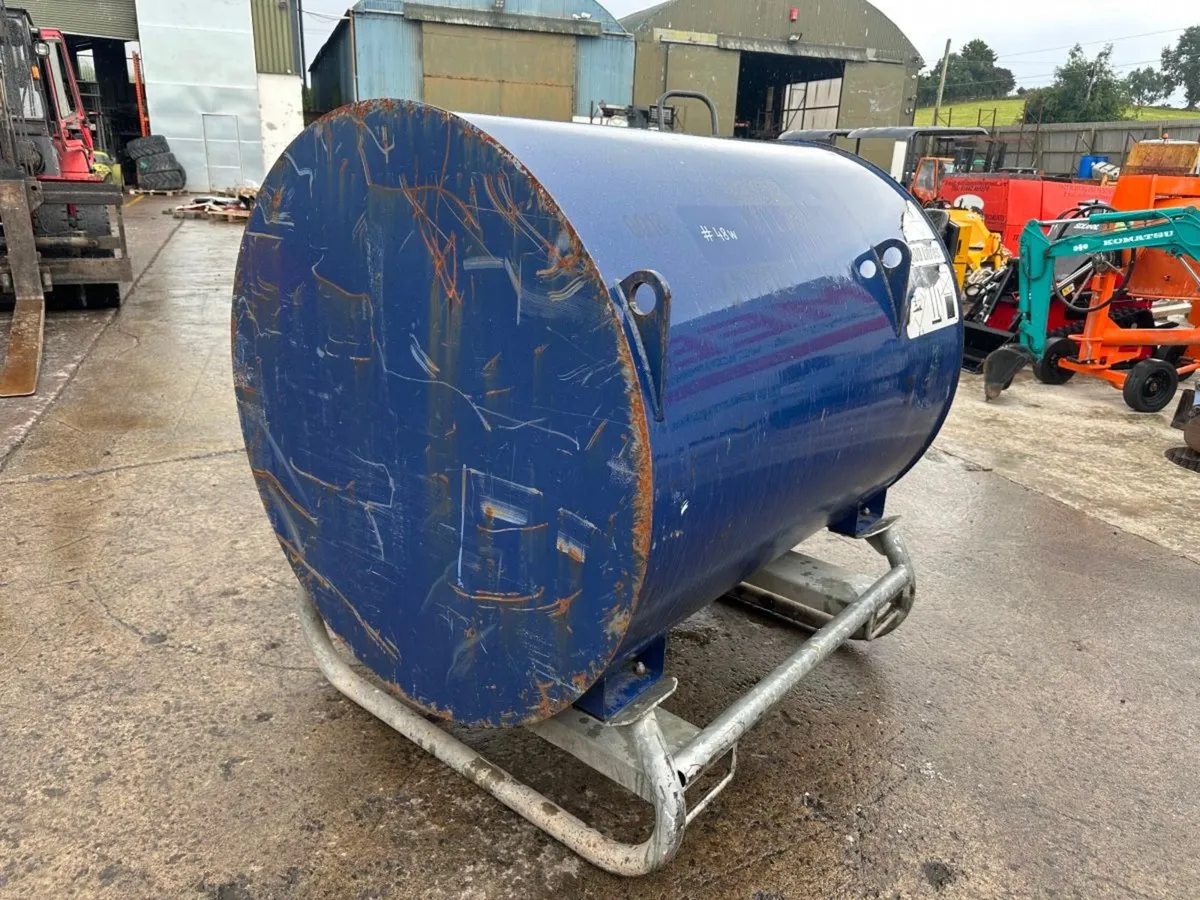 1000 litre fuel bowser - Image 4