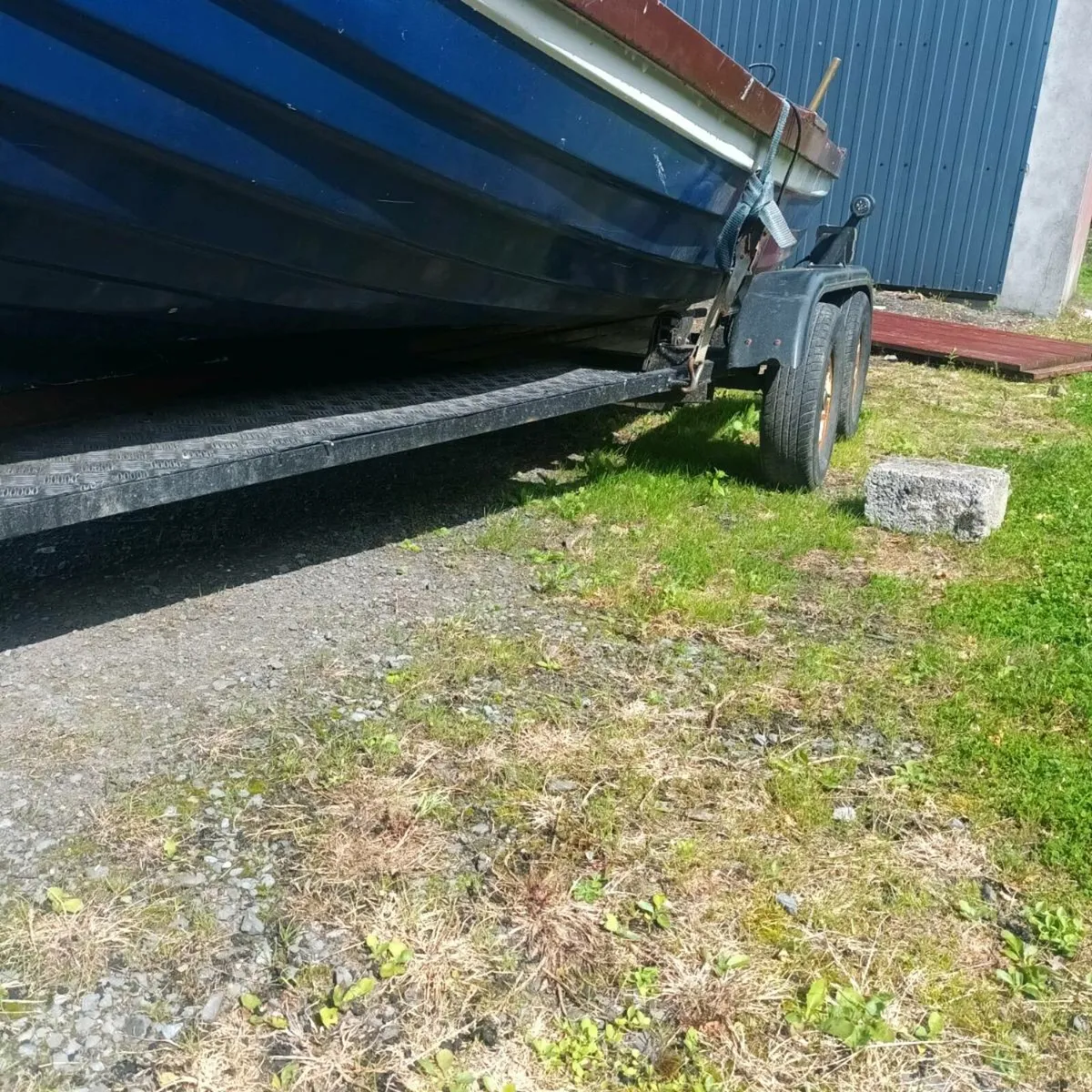 Trailer - Image 1
