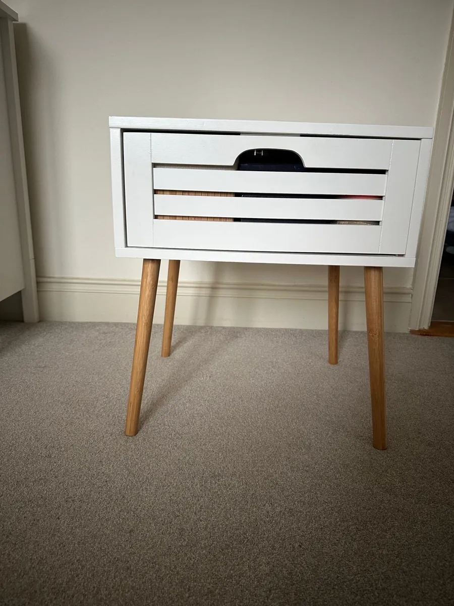 Bedside tables x2 - Image 3