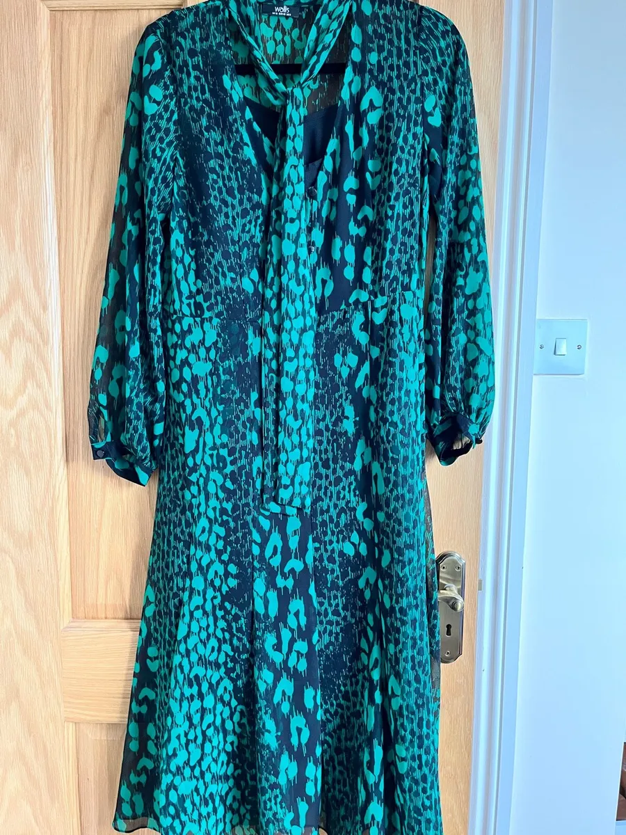 Green/black print dress - Image 3