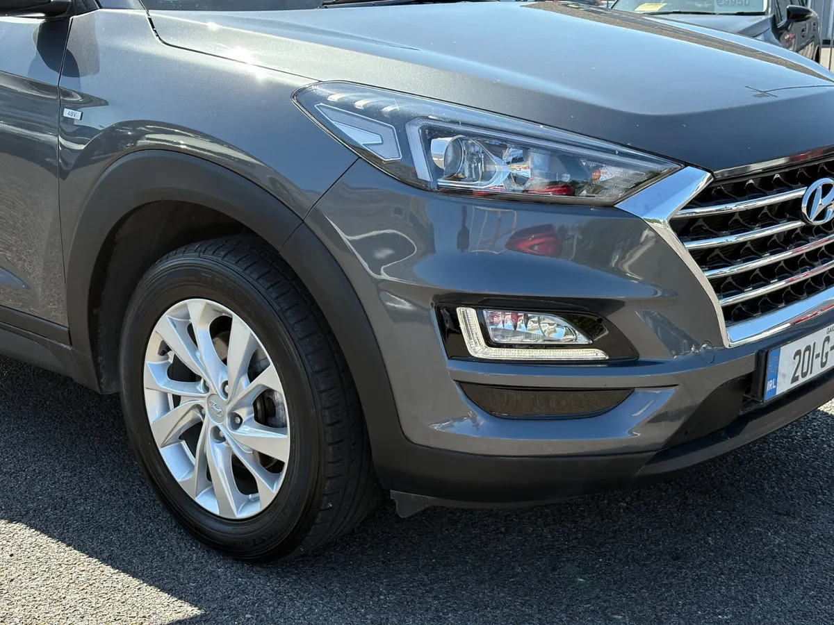 1.6 SE NAV MHEV 115PS 5 5DR - Image 2