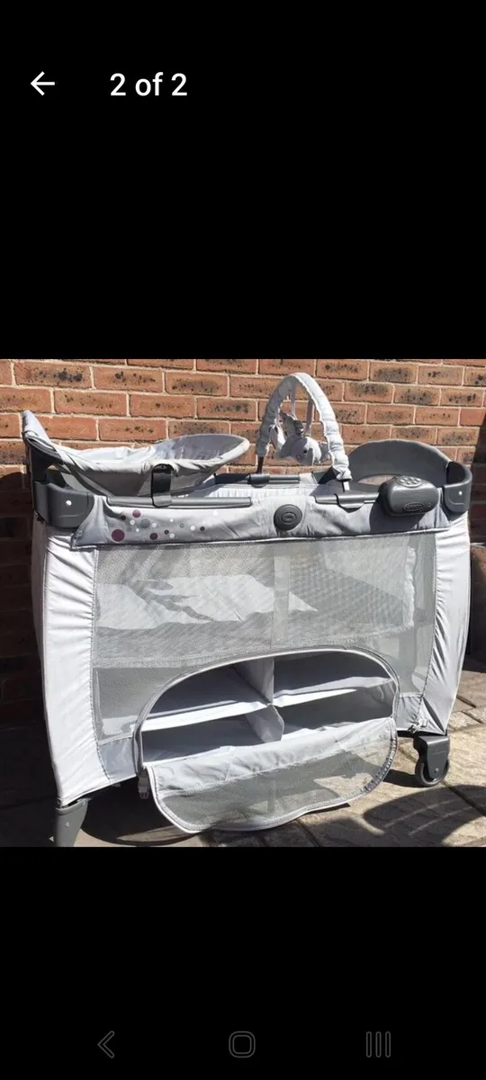 Graco travel cot - Image 2