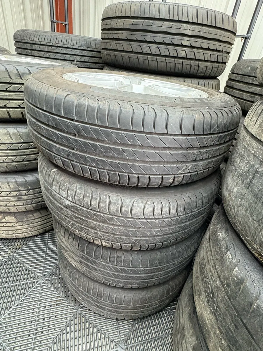 Audi a1 alloys - Image 4