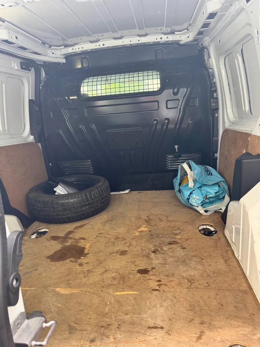 Ford Transit 2016 - Image 2