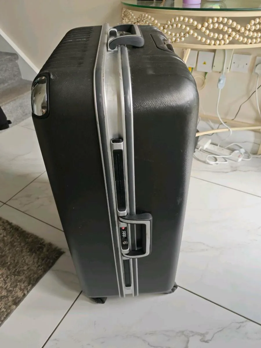 Travel Suitcase - Image 4