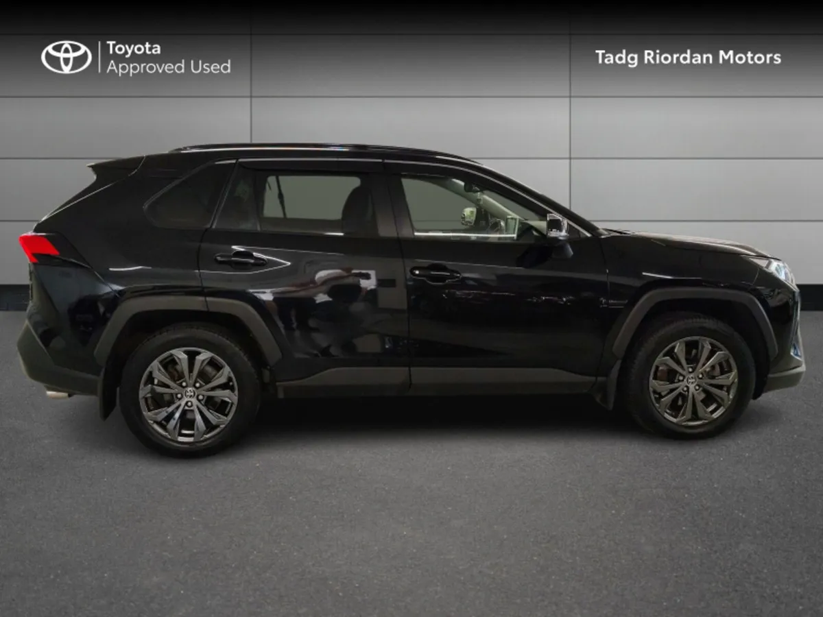 Toyota RAV4 HYBRID SOL 4DR AUTO - Image 3