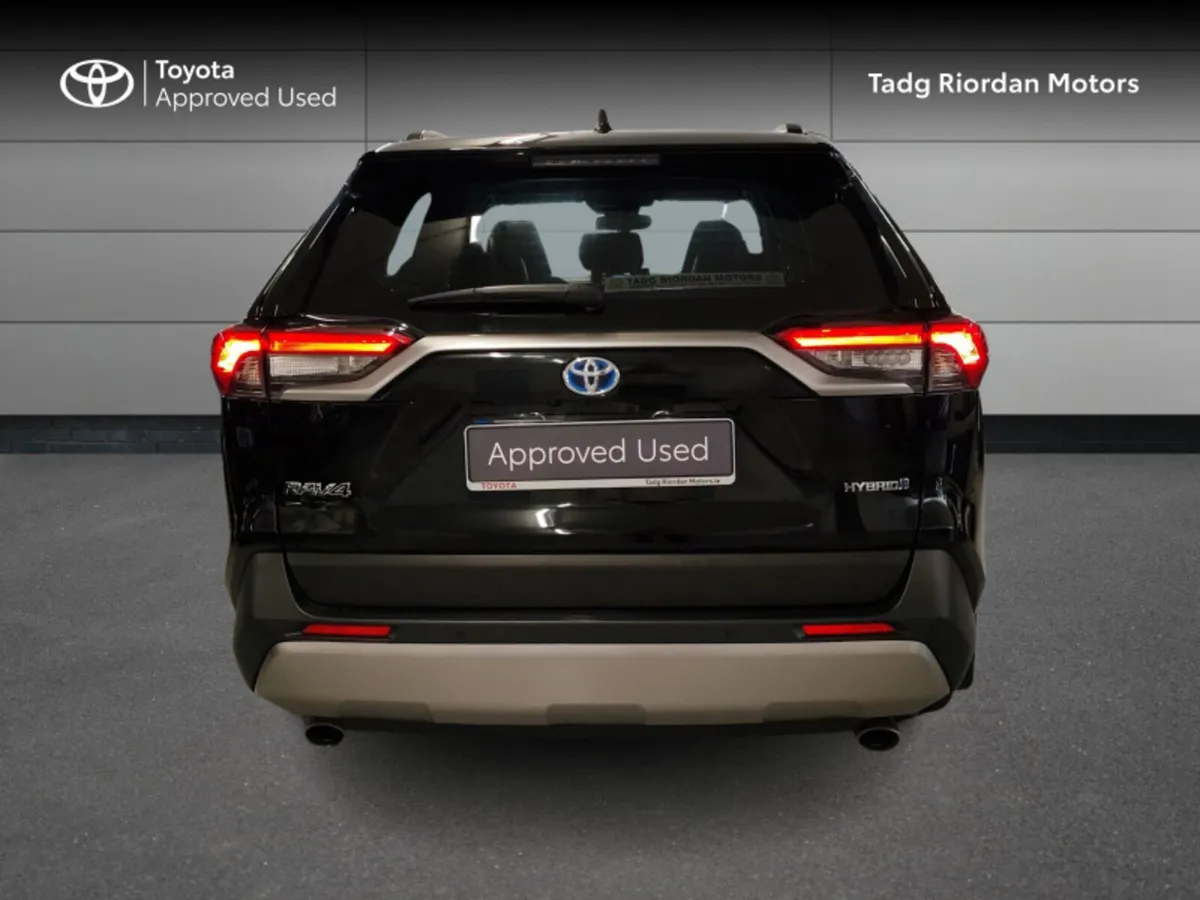 Toyota RAV4 HYBRID SOL 4DR AUTO - Image 4