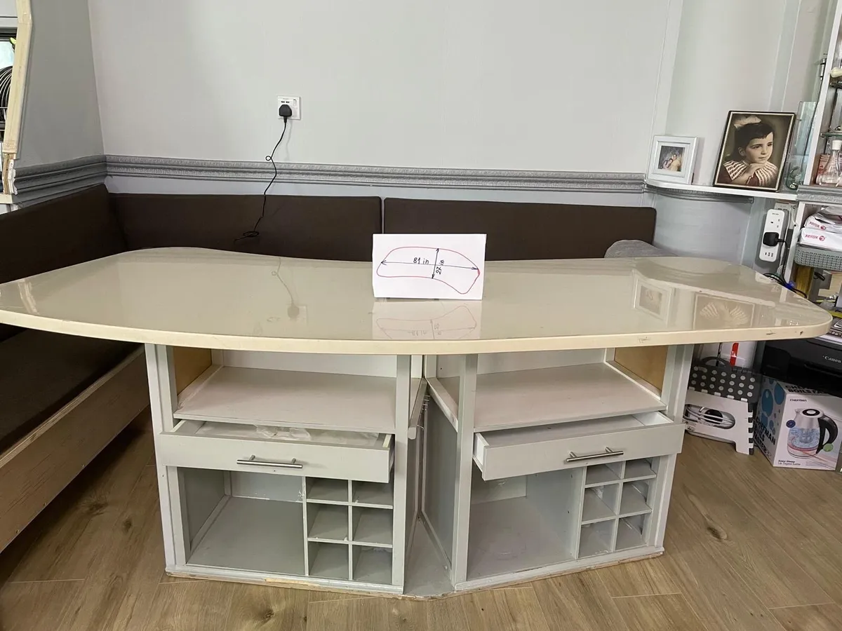 Genuine quartz counter top/ dining table top - Image 4