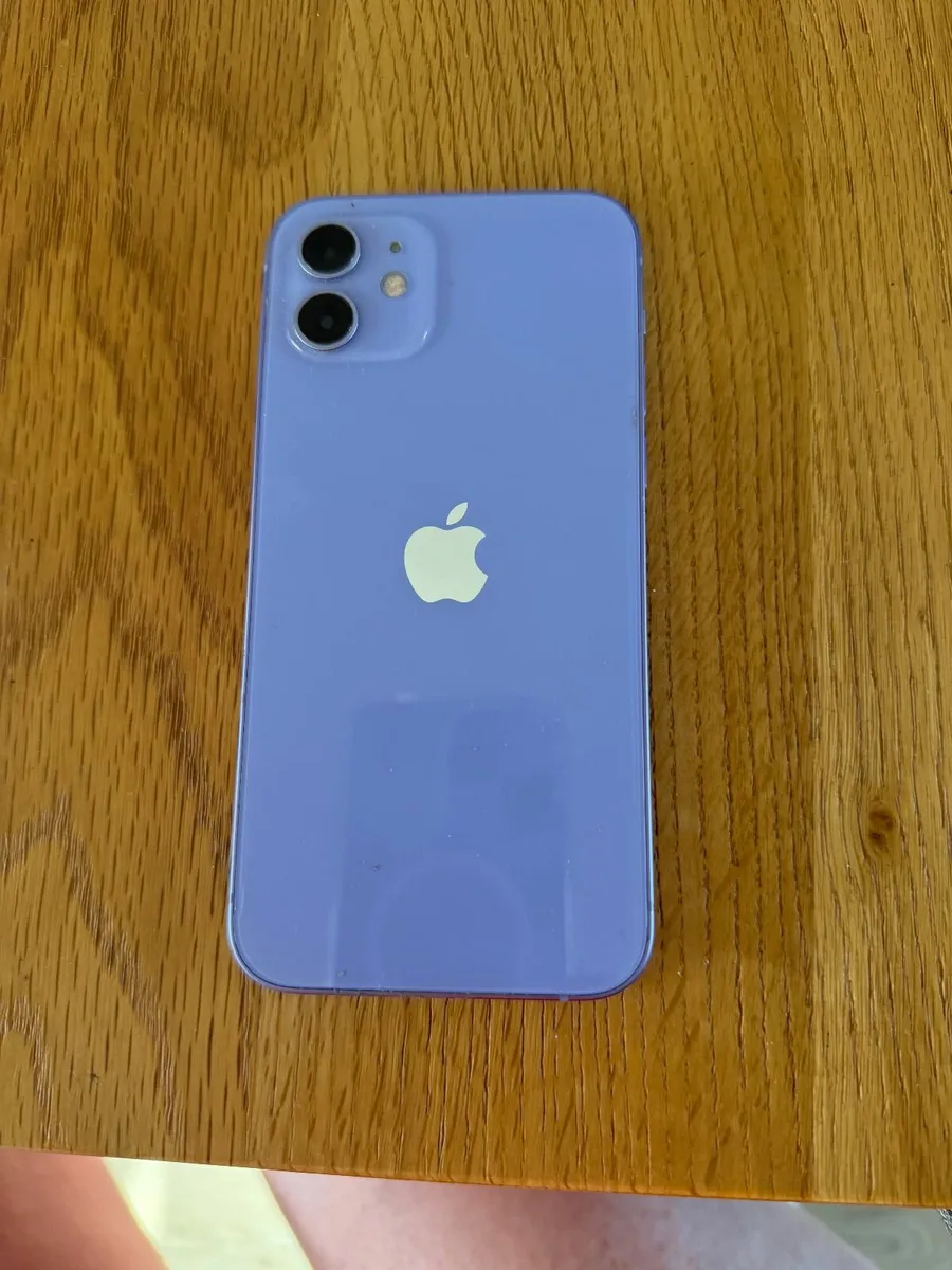 iPhone 12