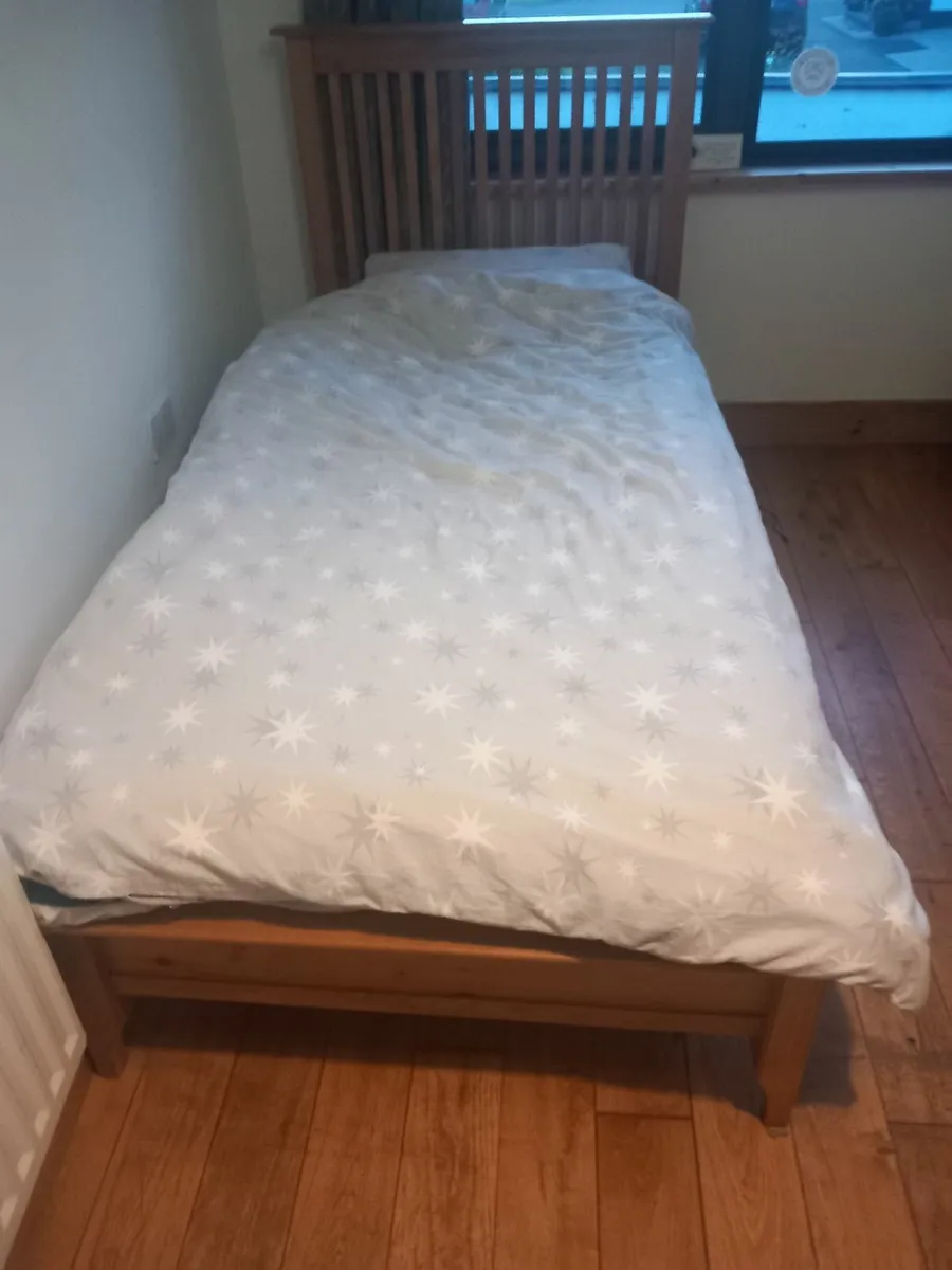 Single bed - Image 3